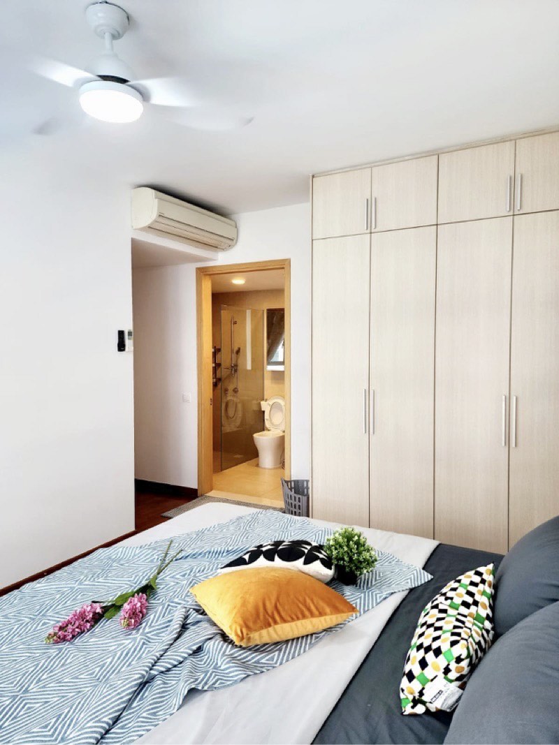 (Category: ) located in . Submitted by gemsrealty (Listing ID 1298135564, Image 1). Description: .