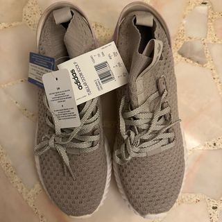 (Category: ) located in . Submitted by xthecloset (Listing ID 1298256822, Image 1). Description: .