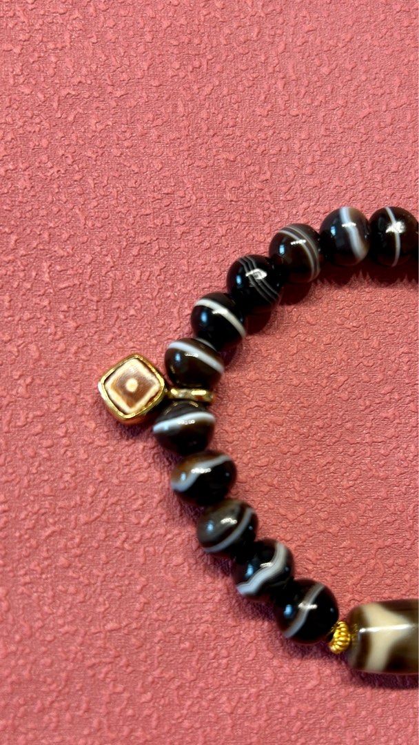 ancient_dzi_and_ramik_beads_br