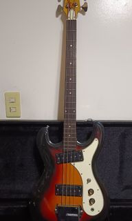 Aria 1720 mosrite style bass guitar