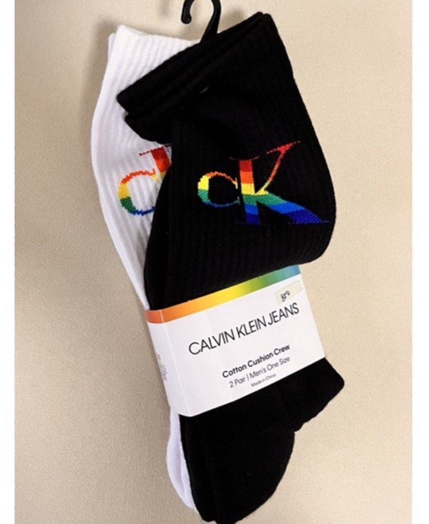 Assorted Socks for Men&Women (Category: Socks) located in Manila. Submitted by fablee (Listing ID 1298130412, Image 3). Description: 💯% Authentic & Original, personally imported from US • #CalvinKlein/ #TommyHilfiger /#KateSpade Assorted Socks for men/women ❗️₱890 per set/pack •Please check pictures for details .