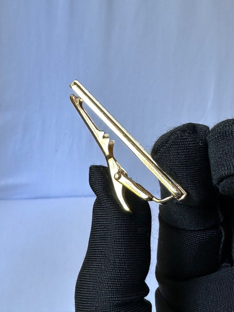 Authentic DIOR Cufflinks & Necktie Pin (Category: Luxury Accessories) located in Santa Rosa. Submitted by brandieshoppe (Listing ID 1298202149, Image 3). Description: ✅ Authentic / Original Preloved ✅ From Japan Auction ✅ Moneyback Guaranteed If Proven Fake ✅ In Excellent Condition ✅ Message Us For More Details *Open Also for Layaway Terms.