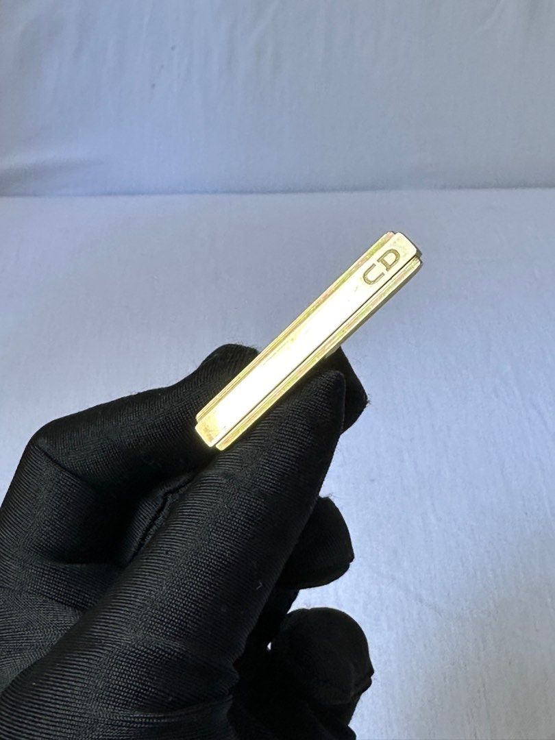 Authentic DIOR Cufflinks & Necktie Pin (Category: Luxury Accessories) located in Santa Rosa. Submitted by brandieshoppe (Listing ID 1298202149, Image 2). Description: ✅ Authentic / Original Preloved ✅ From Japan Auction ✅ Moneyback Guaranteed If Proven Fake ✅ In Excellent Condition ✅ Message Us For More Details *Open Also for Layaway Terms.