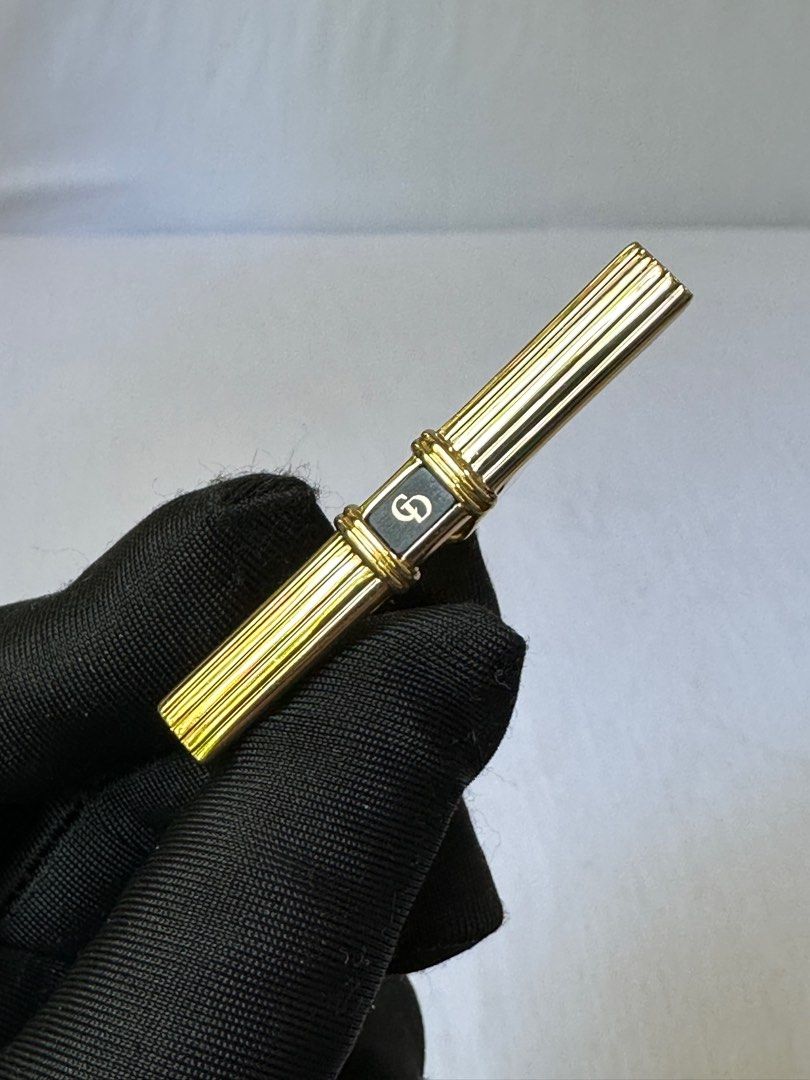 Authentic DIOR Cufflinks & Necktie Pin (Category: Luxury Accessories) located in Santa Rosa. Submitted by brandieshoppe (Listing ID 1298203340, Image 2). Description: ✅ Authentic / Original Preloved ✅ From Japan Auction ✅ Moneyback Guaranteed If Proven Fake ✅ In Excellent Condition ✅ Message Us For More Details *Open Also for Layaway Terms.