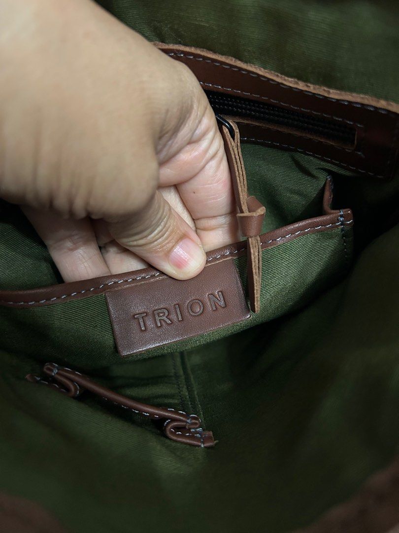 Authentic TRION Genuine Leather sling bag for MEN (Category: Sling Bags) located in Manila. Submitted by bagsetcbycyntt (Listing ID 1298179264, Image 3). Description: .