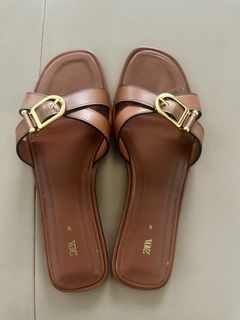 Authentic Zara Brown Flat Sandals size EU 37