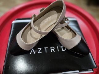 Aztrid doll shoes