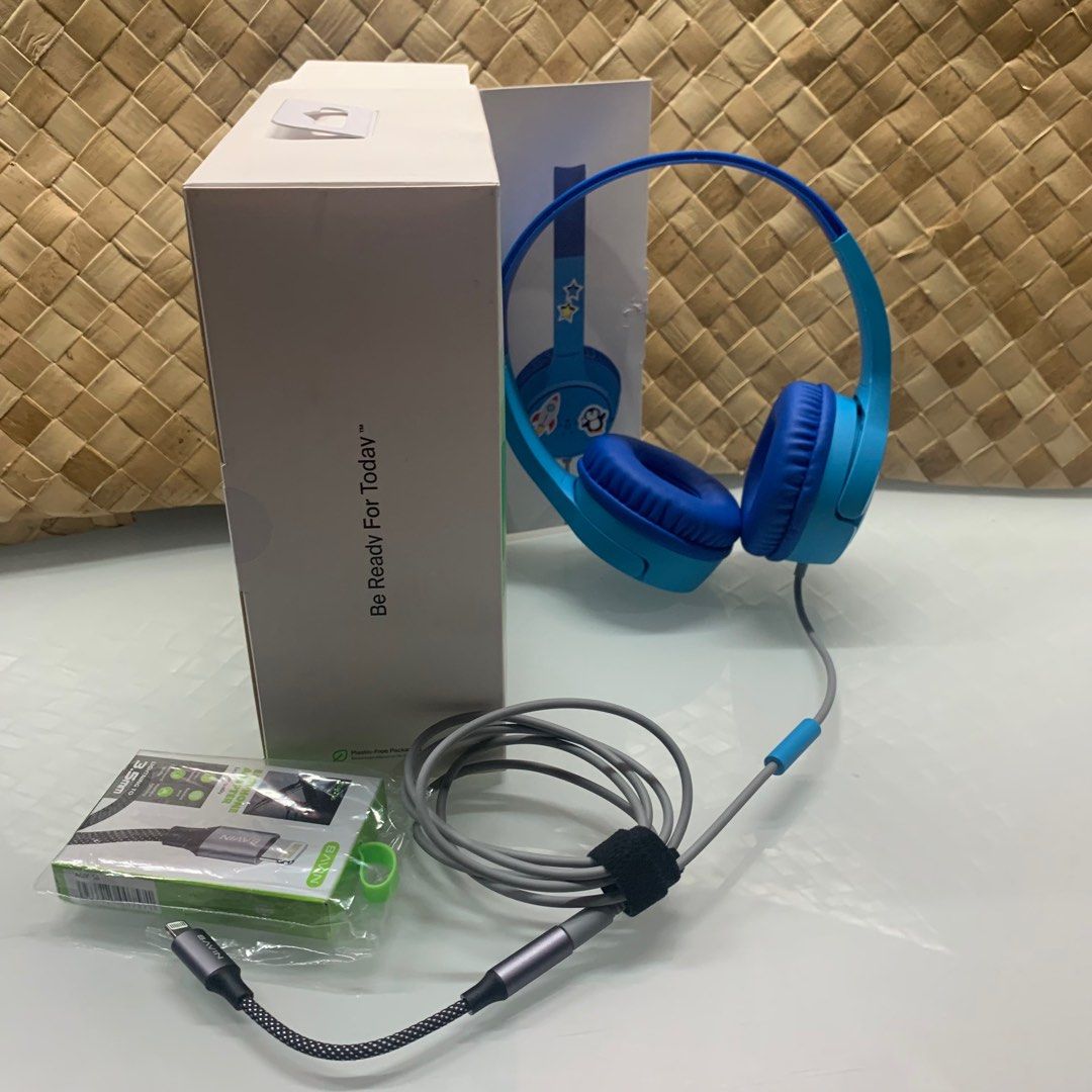 Belkin Blue kids headset (Category: Headphones & Headsets) located in Manila. Submitted by thebookclubz (Listing ID 1298234517, Image 2). Description: From USA Authentic .