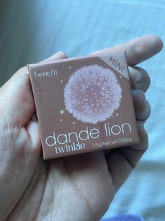 Benefit Dandelion Twinkle Highlighting Powder (Travel Size only)