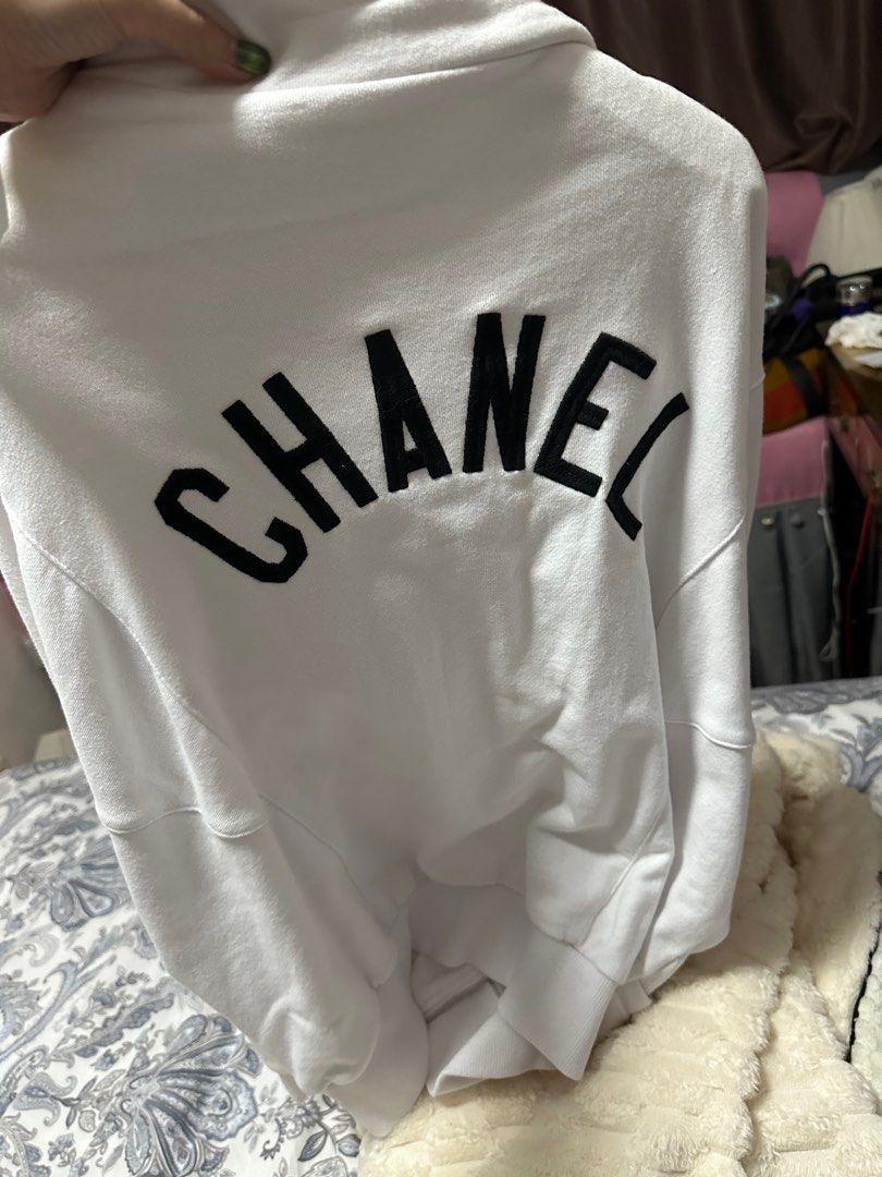 CHANEL （分類：服裝）位於 Hong Kong。 由 love.love.some 提交（商品編號 1298287680，圖片 3）。簡介： 。