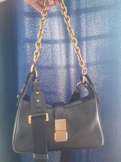 (Category: ) located in . Submitted by malinakamal (Listing ID 1298200636, Image 1). Description: .
