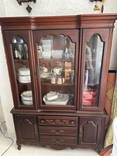 Chinaware / Display cabinet (solid wood)