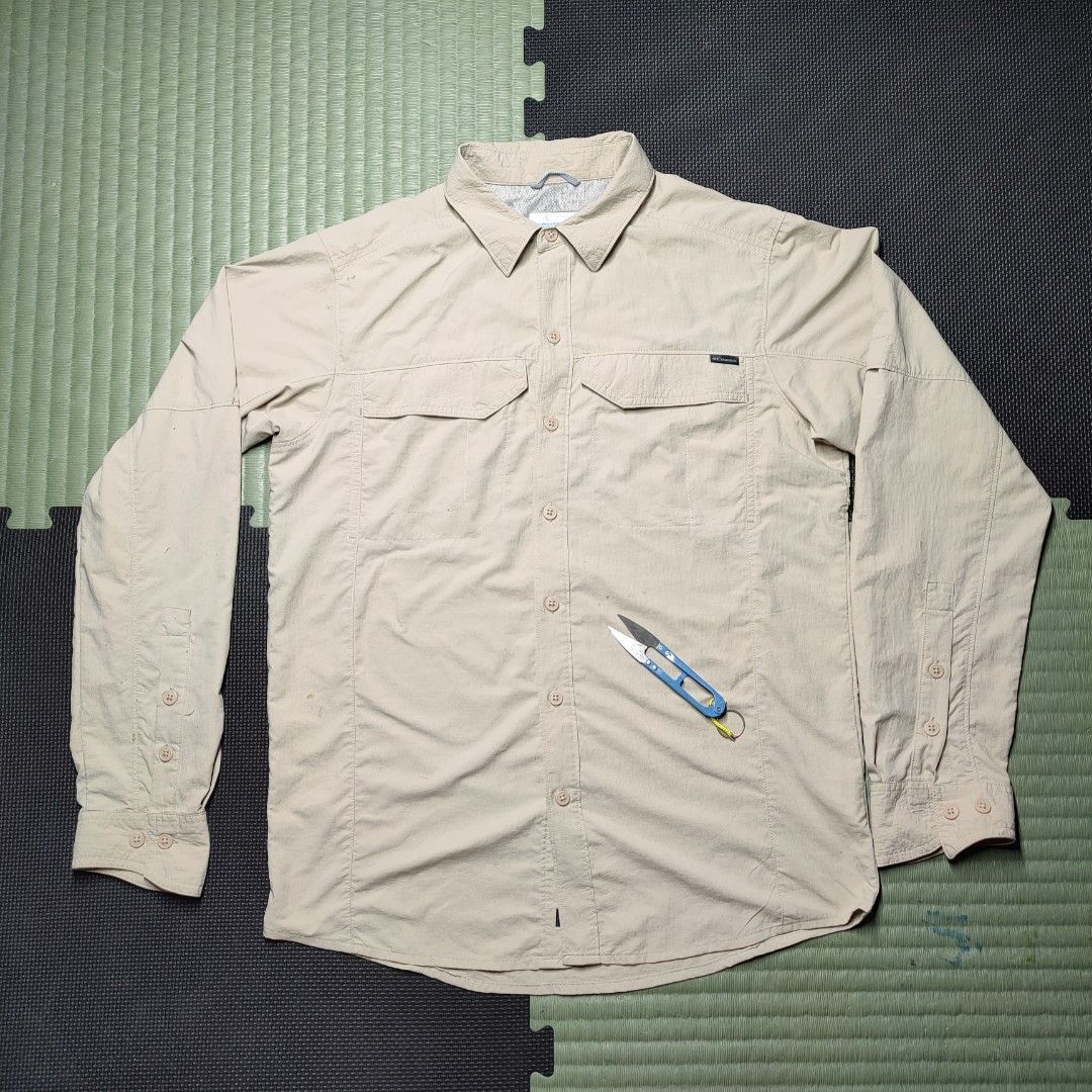 Columbia fishing shirt PFG, Men's Fashion, Activewear on Carousell