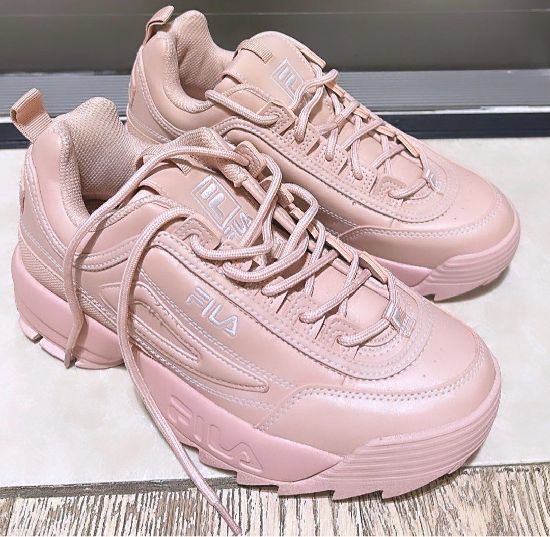 FILA Women s FILA Sneakers Carousell