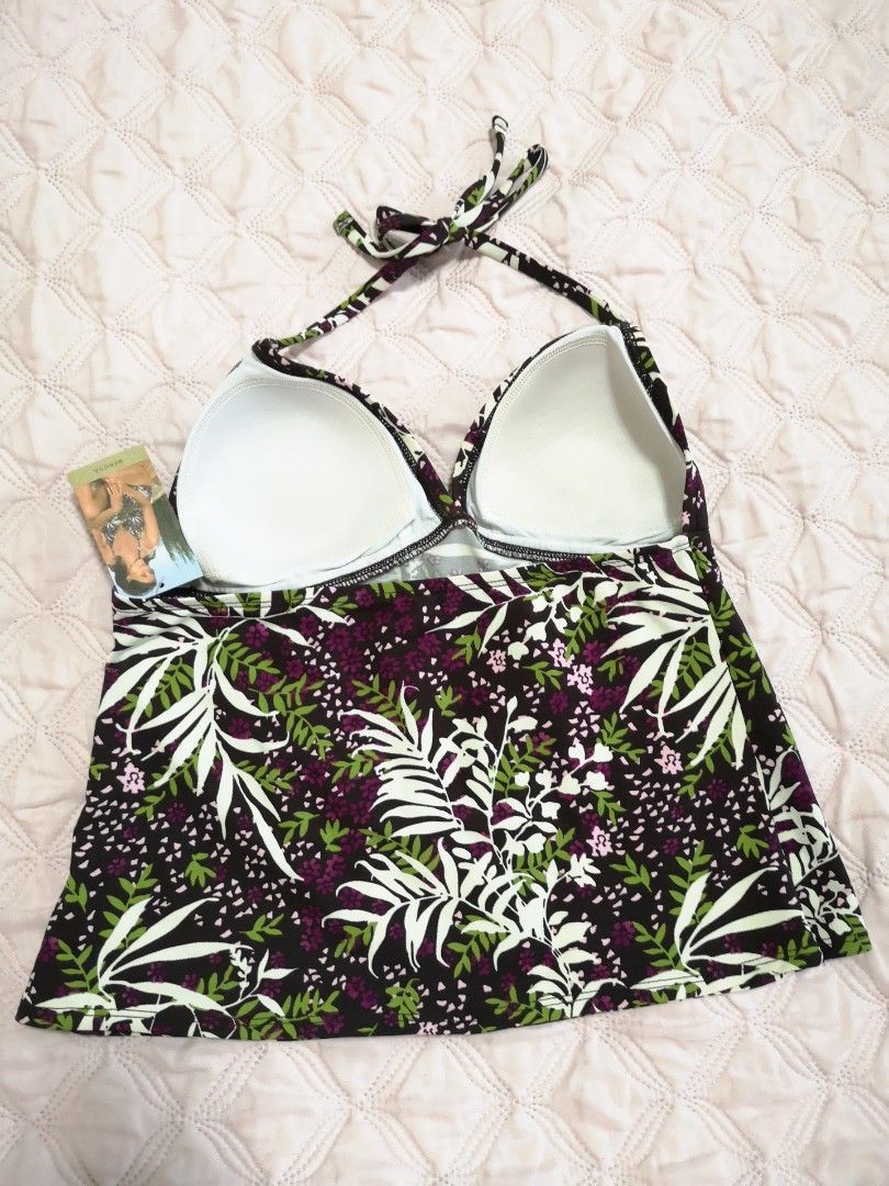Halter Tankini Top (Category: Bikinis & Swimsuits) located in Quezon City. Submitted by skyebear (Listing ID 1298160953, Image 2). Description: Halter Tankini Top Spaghetti Ties Built in shelf bra Size: M.