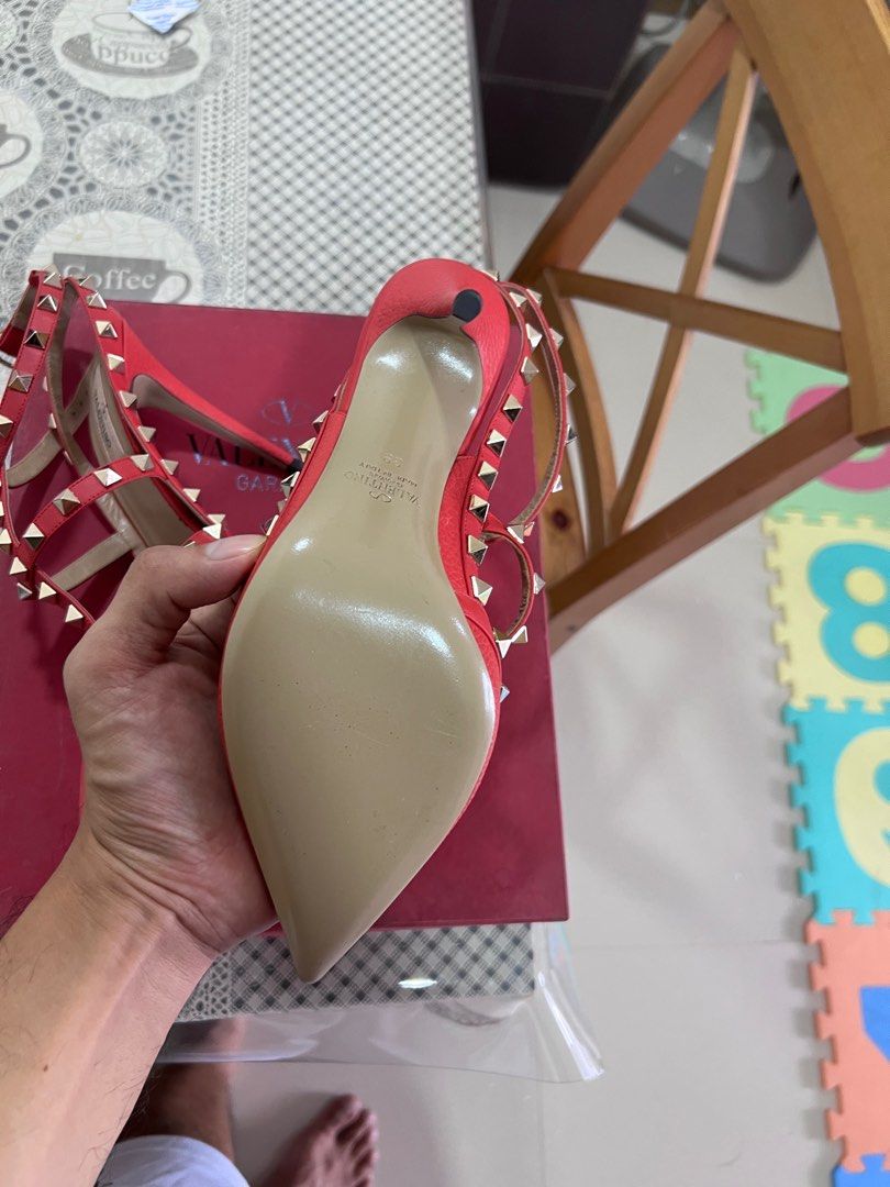 Heels (Category: Heels) located in Singapore. Submitted by zamoramarkpaul (Listing ID 1298139921, Image 3). Description: Never used try only!.