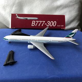 CX official 1:500 Cathay Pacific Boeing 777-300ER B-KPM metal 
