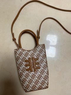 （分類：）位於 。 由 zachychow 提交（商品編號 1298141741，圖片 1）。簡介： 。
