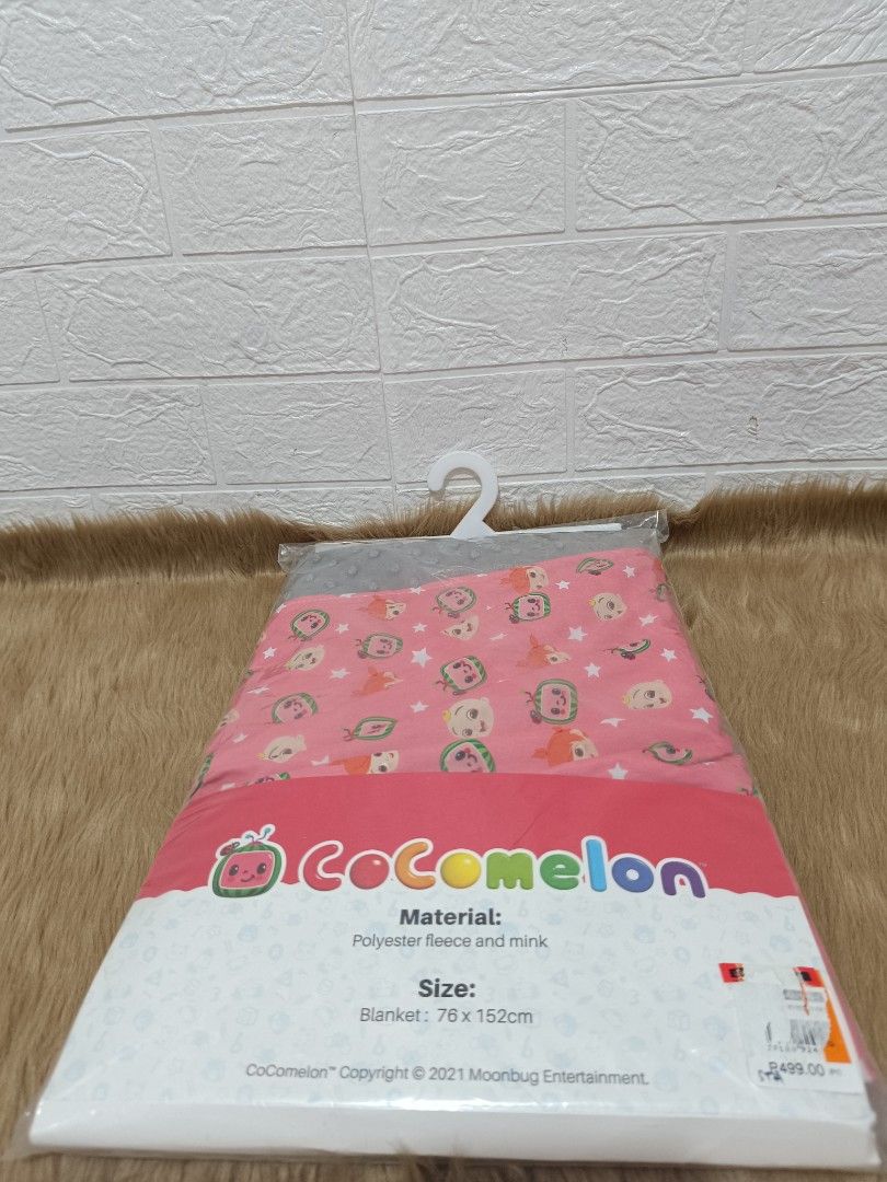 Legit Cocomelon Blanket (Category: Bedding & Towels) located in Quezon City. Submitted by mhoniqvela04 (Listing ID 1298163704, Image 1). Description: Guaranteed Original💯 Mall pull out✅ Complete Set✅ No issue✅.