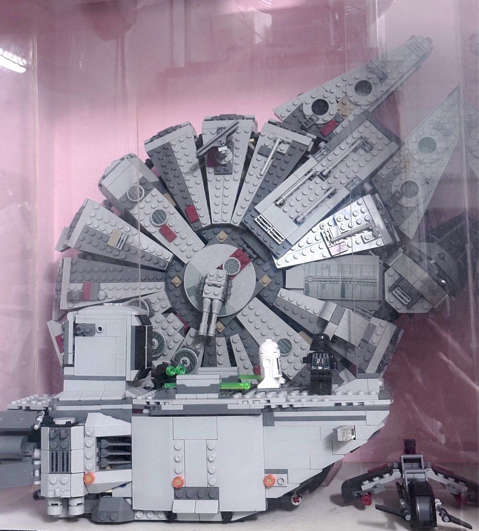 Lepin 05007 Millennium Falcon Star Wars not LEGO