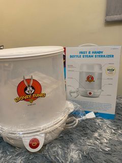Looney Tunes Fast & Handy Bottle Steam Sterilizer