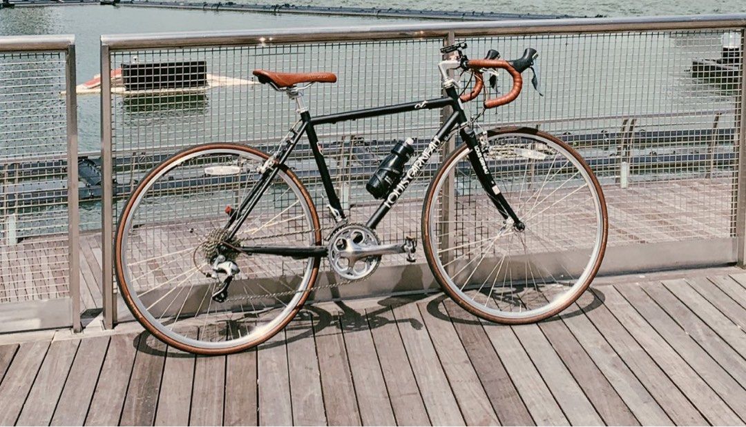 Louis Garneau lgs-ct with shimano 105 (vintage style), Sports