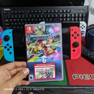 Mario Kart 8 Deluxe + booster course pass Switch Game