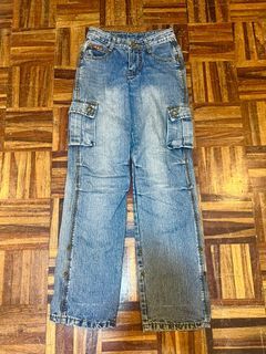 Y2K LOW WAISTED CARGO JEANS