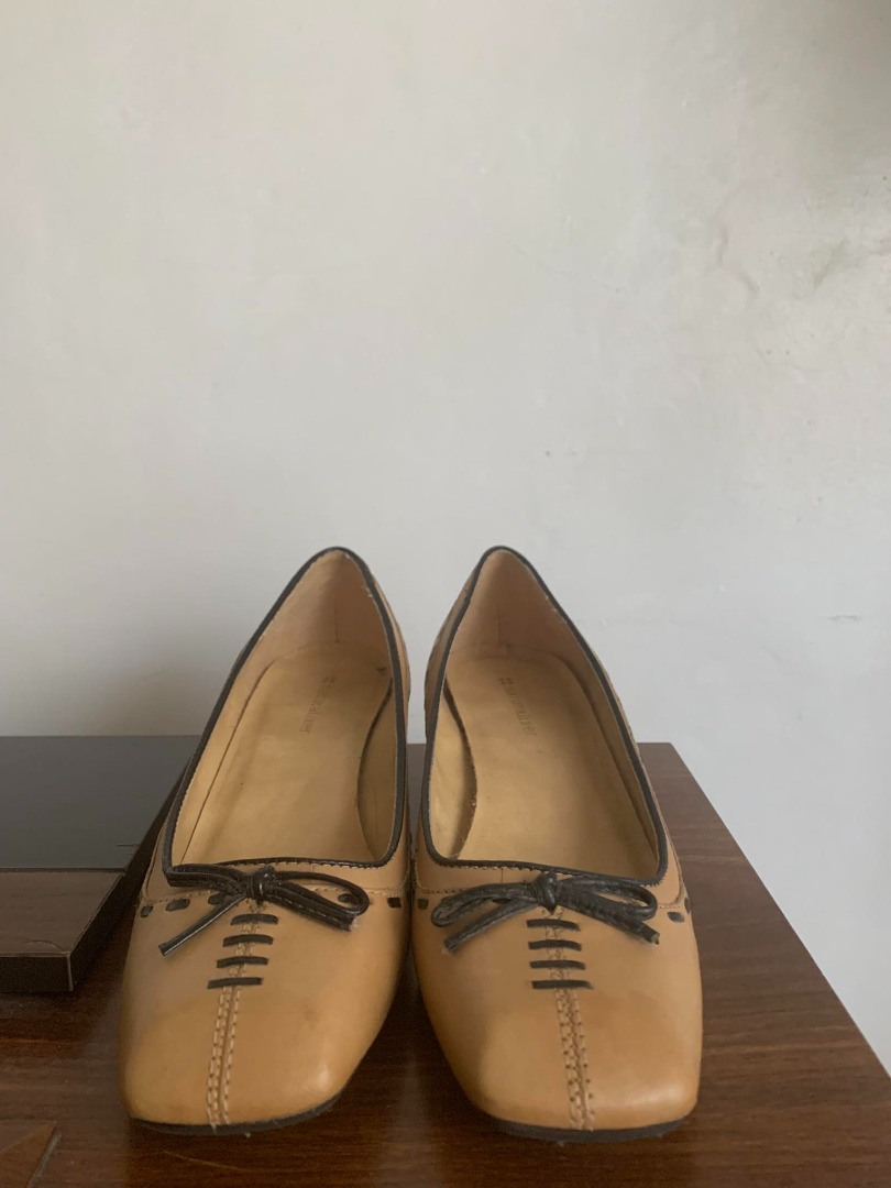 NATURALIZER Tan Heels Women s Fashion Footwear Heels on Carousell