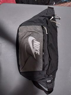 Nike black sling bag