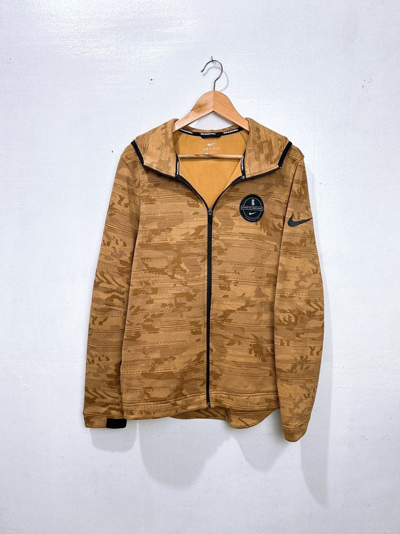 Nike Dry Showtime Kyrie Jacket Men s Fashion Coats Jackets and Outerwear on Carousell