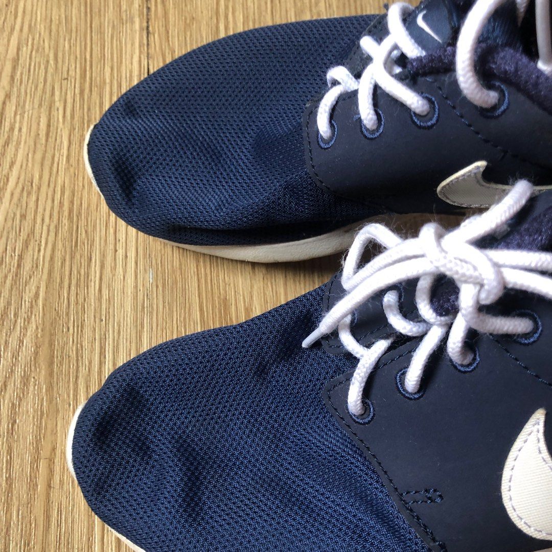 Nike Shoe Dark Blue (Category: Sneakers) located in Catbalogan. Submitted by aimoks (Listing ID 1298131624, Image 3). Description: Size 6 23cm Shoelace replaced.