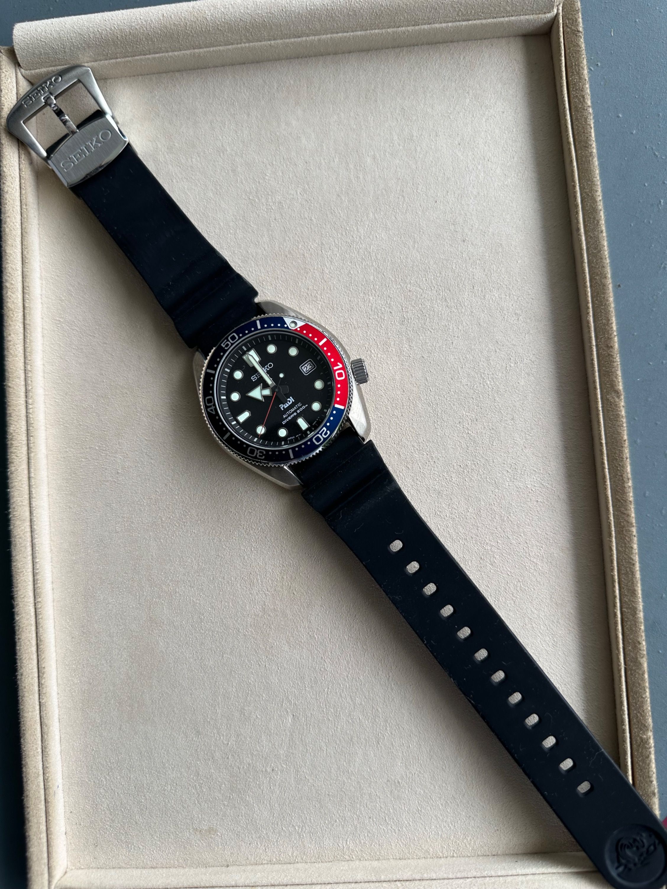 Seiko Prospex PADI SPB087 SPB087J1