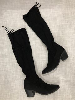S&H Black High Knee Boots Block Heel Velvety Material