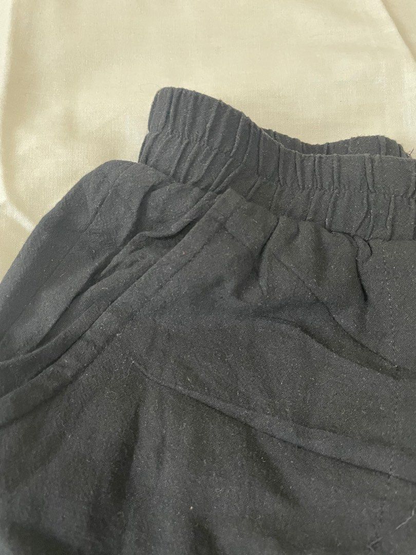 Tokong trouser (Category: Other Bottoms) located in Gumaca. Submitted by manraya (Listing ID 1298140394, Image 3). Description: Size: 2xl Waistline 36-40 inches Tokong (or bitin) trouser Linen .