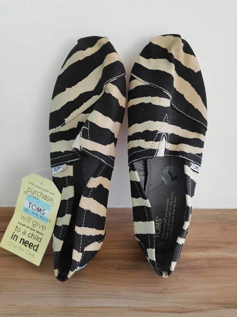 TOMS shoes zebra print Women s Fashion Footwear Loafers on Carousell