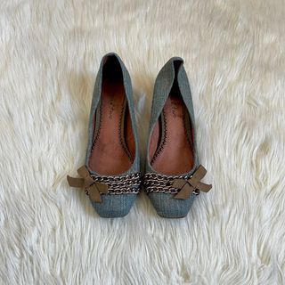 Vintage denim chained toe kitten heels