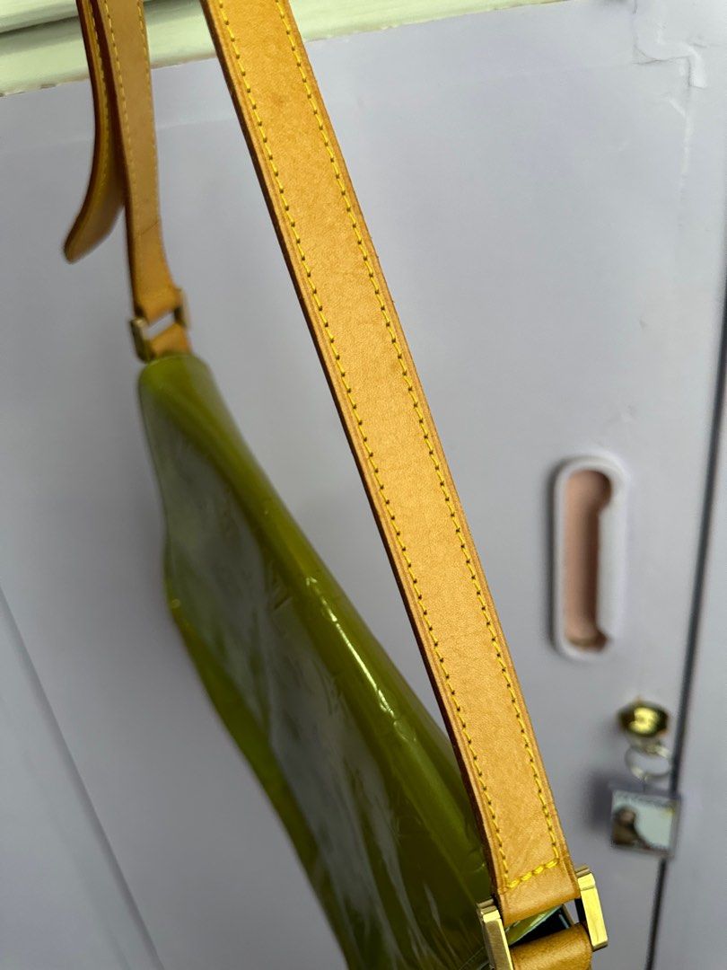 Vintage Louis Vuitton Shoulder bag (Category: Luxury Bags & Wallets) located in Lucena. Submitted by declutterqueen123 (Listing ID 1298190481, Image 3). Description: Selling my sister’s vintage bag With signs of discoloration sa body, strap looks fine. Free shipping nationwide.