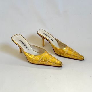 Vintage rare vivienne tam archival fashion gold alligator leather kitten heels