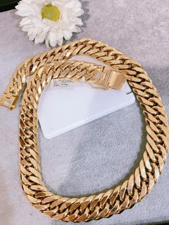 18k Japan  Gold necklace