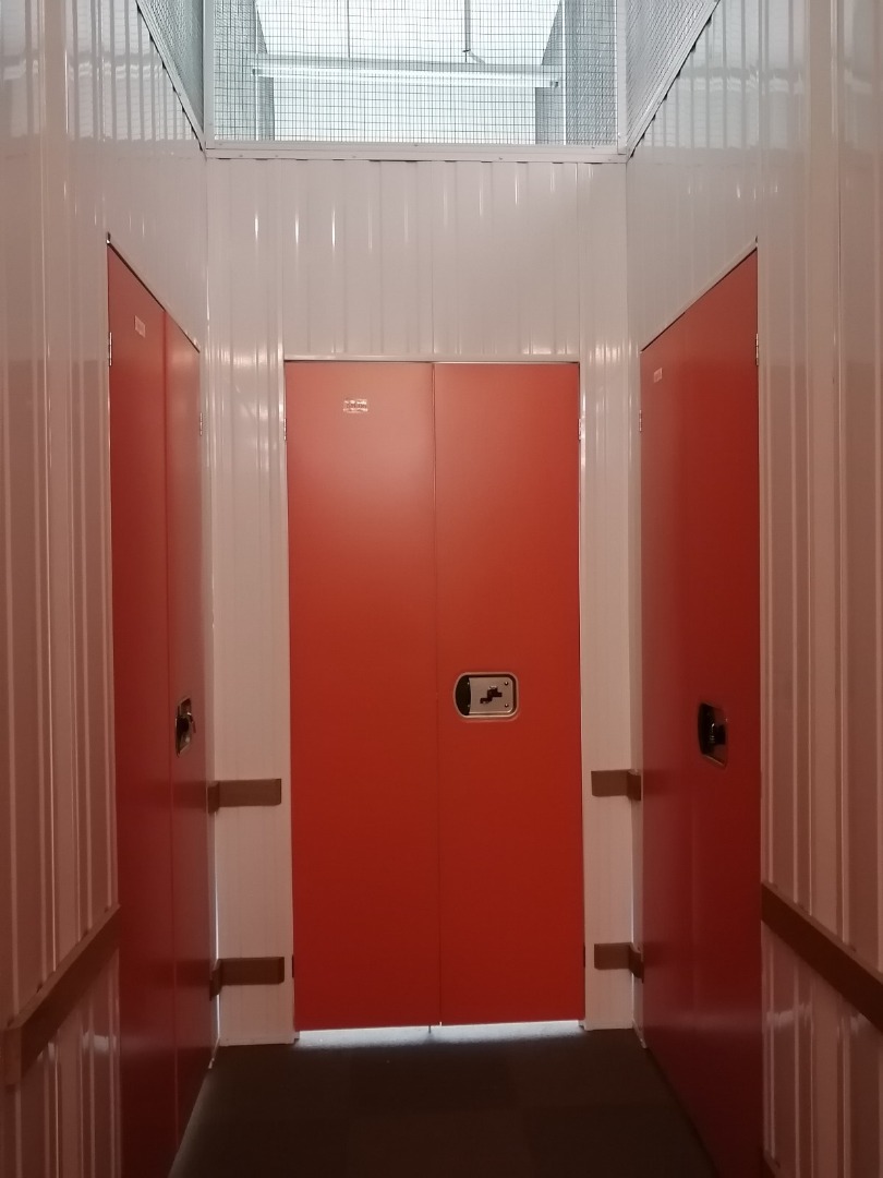 (Category: ) located in . Submitted by performanceholdings (Listing ID 1298341022, Image 1). Description: .