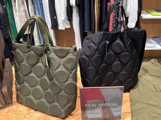 （分類：）位於 。 由 vvvvv989 提交（商品編號 1298371017，圖片 1）。簡介： 。