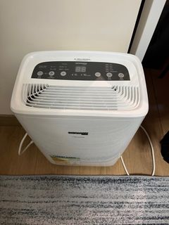 （分類：）位於 。 由 charcoal.47 提交（商品編號 1298423815，圖片 1）。簡介： 。