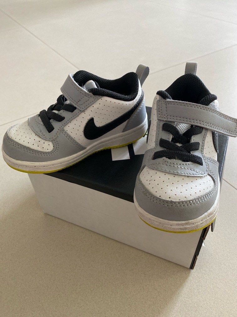 nike 870029 104