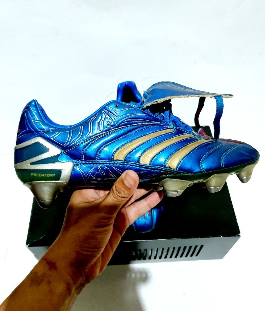 Adidas predator absolute blue store