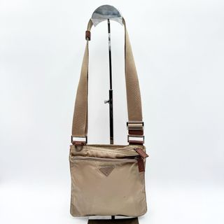 (Category: ) located in . Submitted by designercollectibles.com.au (Listing ID 1298331353, Image 1). Description: .