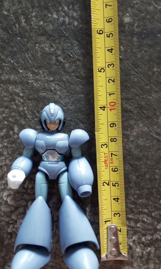 Bandai 1999 Capcom Mega Man Rockman X (Category: Action & Battle Toys) located in Pasig City. Submitted by prelovednimena (Listing ID 1298386531, Image 1). Description: Bandai 1999 Capcom Mega Man Rockman X No box, no other accessories. With discoloration on belly sticker. As Is P 1,800 gcash lalamove c/o buyer no cop decluttering vintage toys.