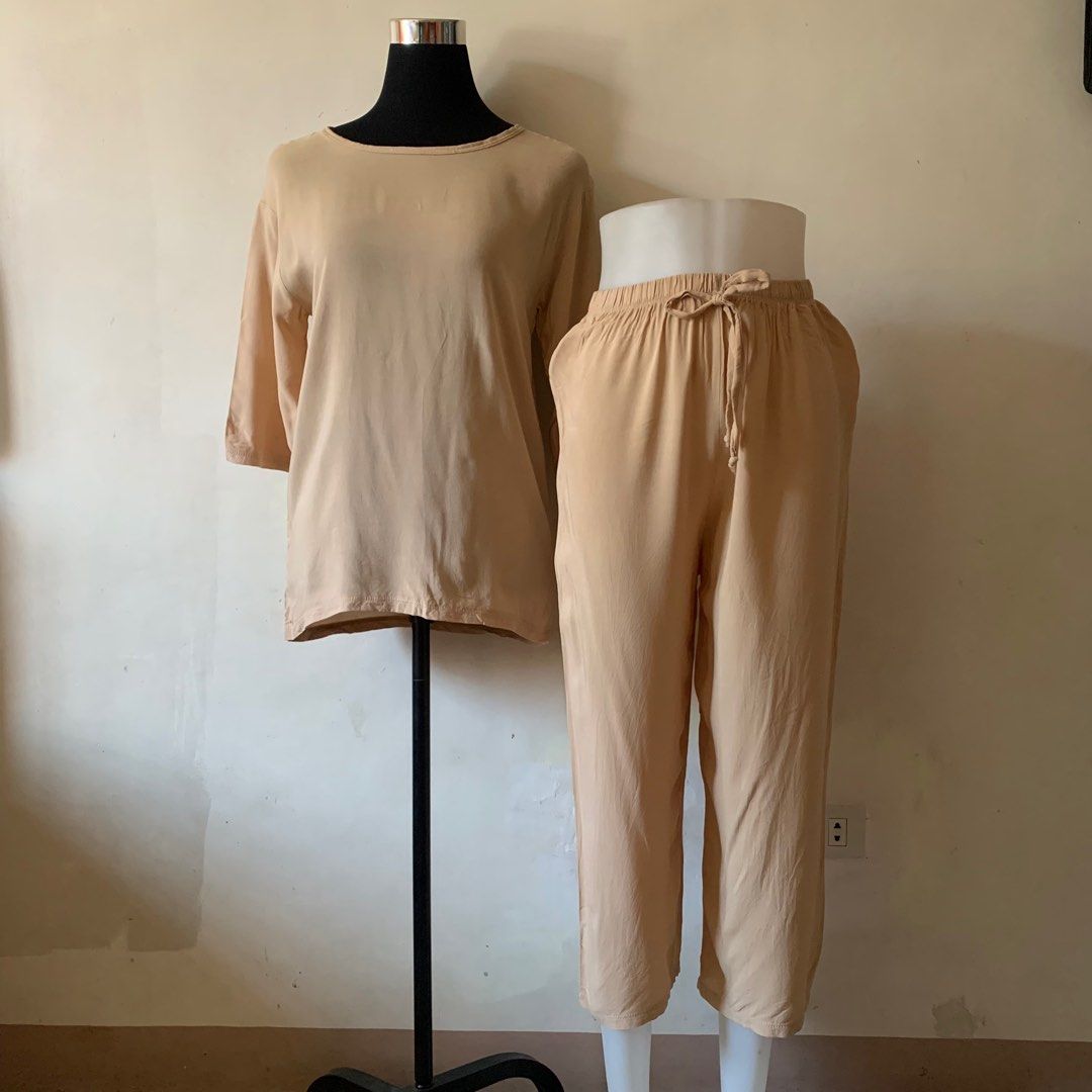 Beige 3/4 Sleeved Chalis Coordinates (Category: Sets or Coordinates) located in Pasay City. Submitted by philippineartisansells (Listing ID 1298392968, Image 1). Description: ✅Brand: N/A ✅Fits: Freesize (size S-L) ✅Condition: Never used, just washed and stored ✅Features: color rate - 10/10, good quality cotton linen, comfortable wear TOP: short sleeves PANTS: stretch waist (with garter all over, 22-31 inches, length = 33 inches) ✅Issues: N/A See 