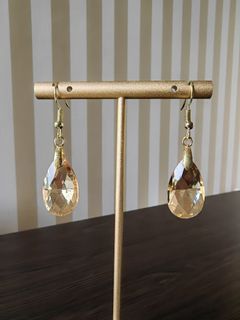 Champagne Color Crystal Teardrop Faceted Cut Dangling Earrings