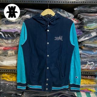 (Kategori: ) berada di . Dikirim oleh blacksmiththriftmart (ID iklan 1298316389, Gambar 1). Deskripsi: .